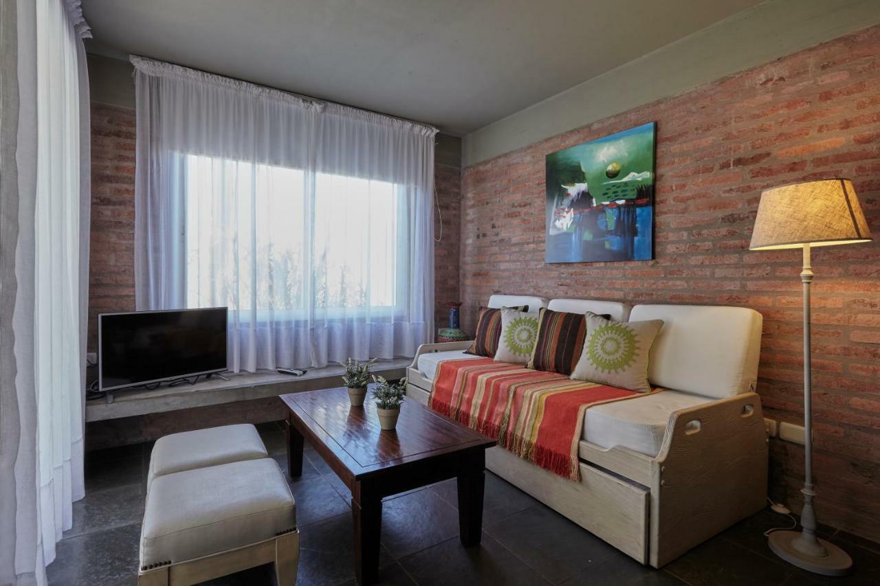 Villa Juana Bungalows & Suites Пунта Дел Диабло Екстериор снимка